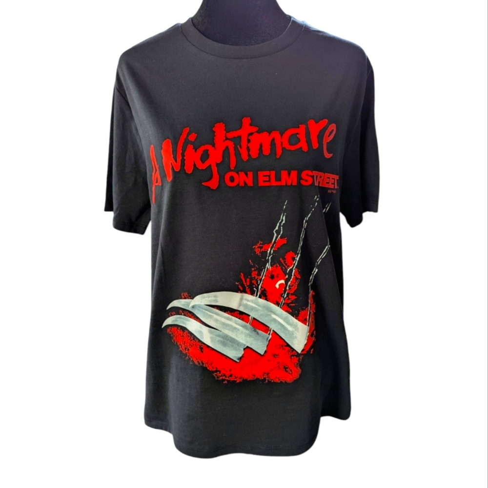 A Nightmare on Elm Street Freddie Krueger Women's Black Tee T-shirt Medium